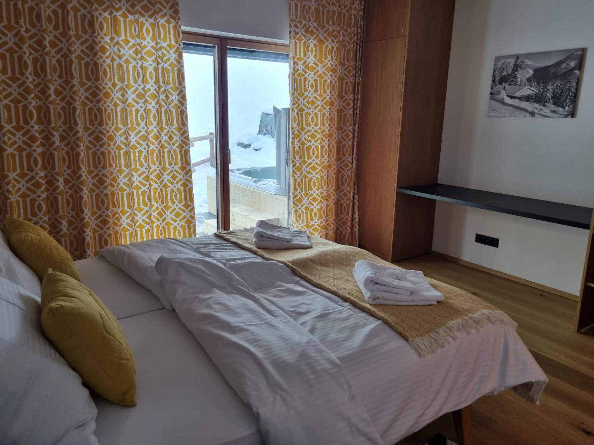 Lucky Chalet Jasna Luxury Apartment เดมานอฟสกา โดลินา ภายนอก รูปภาพ